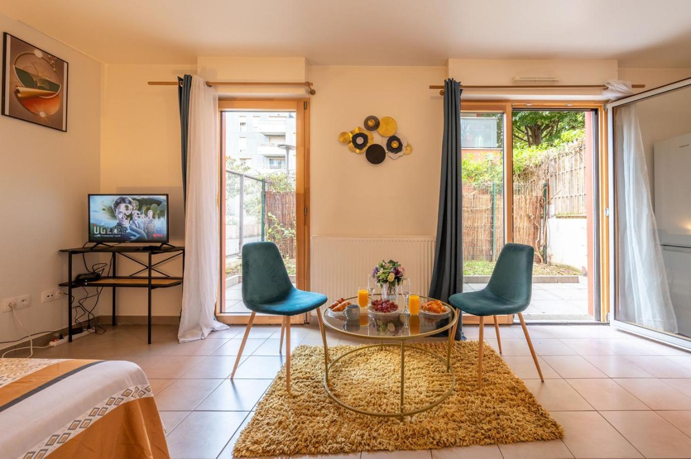 Superbe Appartement 1Min Metro7 Rez-De-Chaussee Aubervilliers Kültér fotó