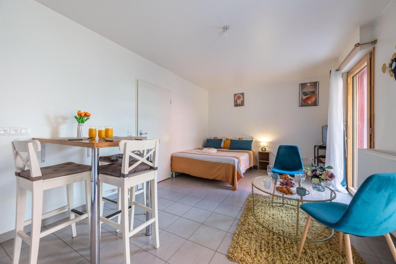 Superbe Appartement 1Min Metro7 Rez-De-Chaussee Aubervilliers Kültér fotó